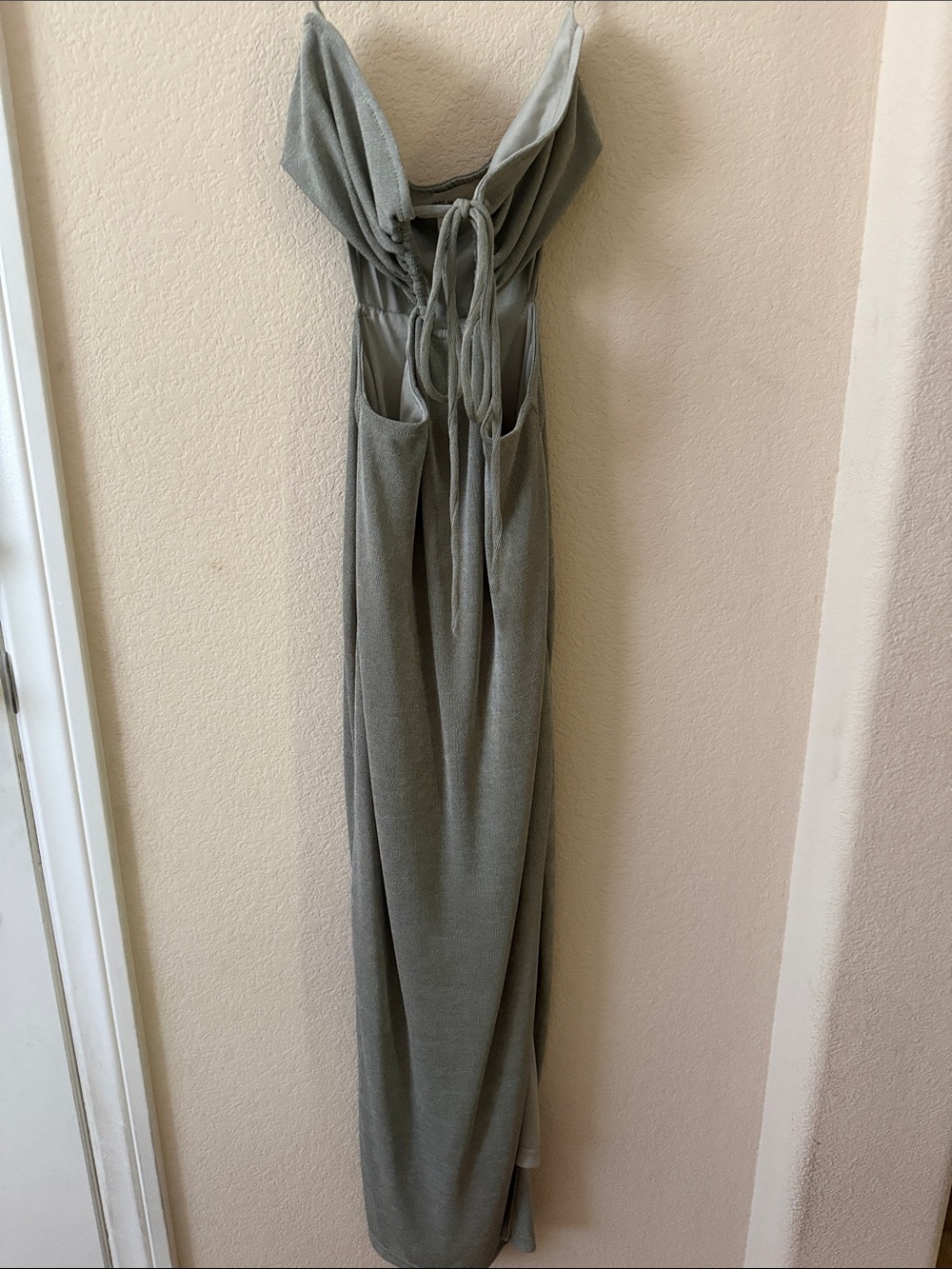 Elegant Sage Green Maxi Dress with Tie front
